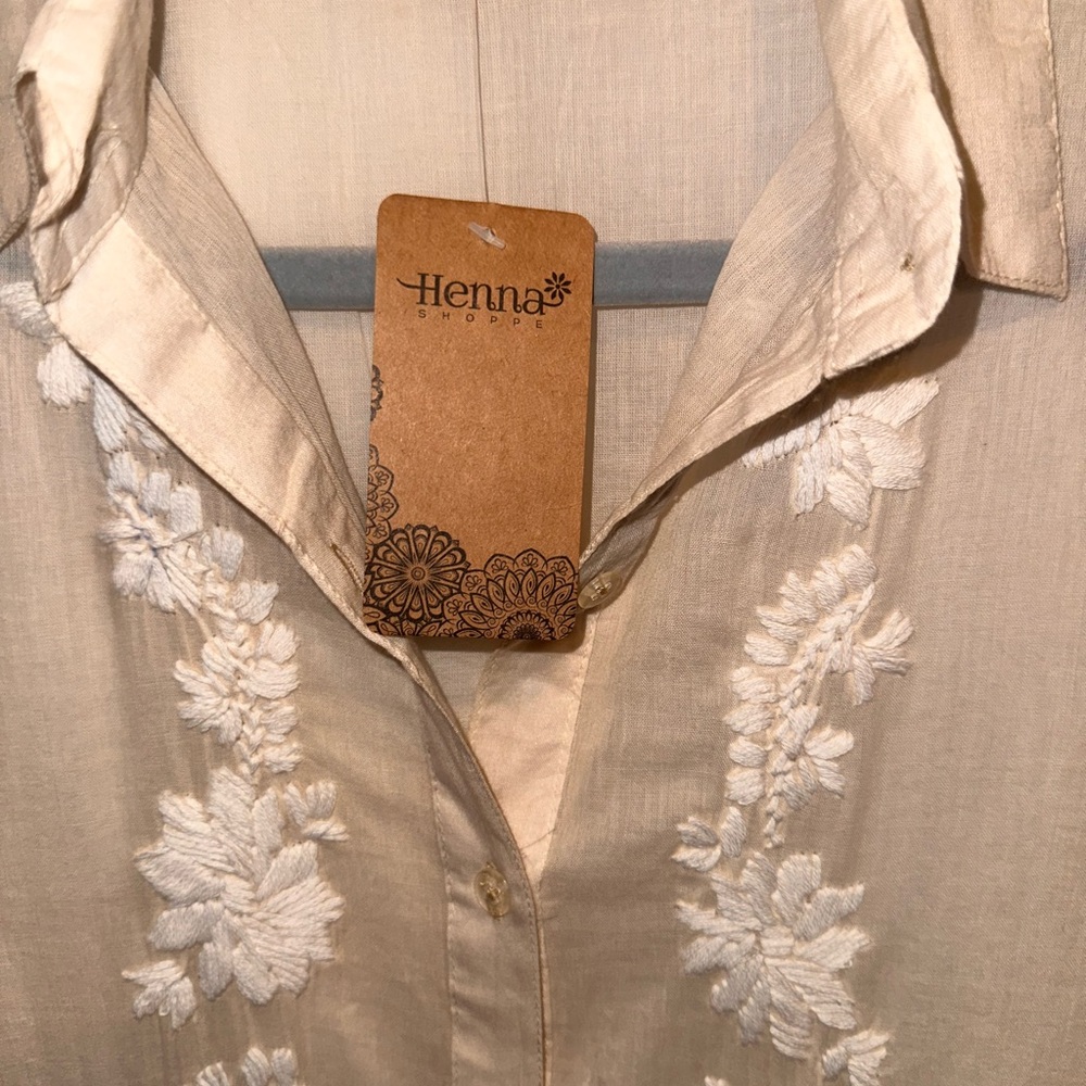 Light Cream Embroidered Button-Front Blouse - Picture 2 of 10